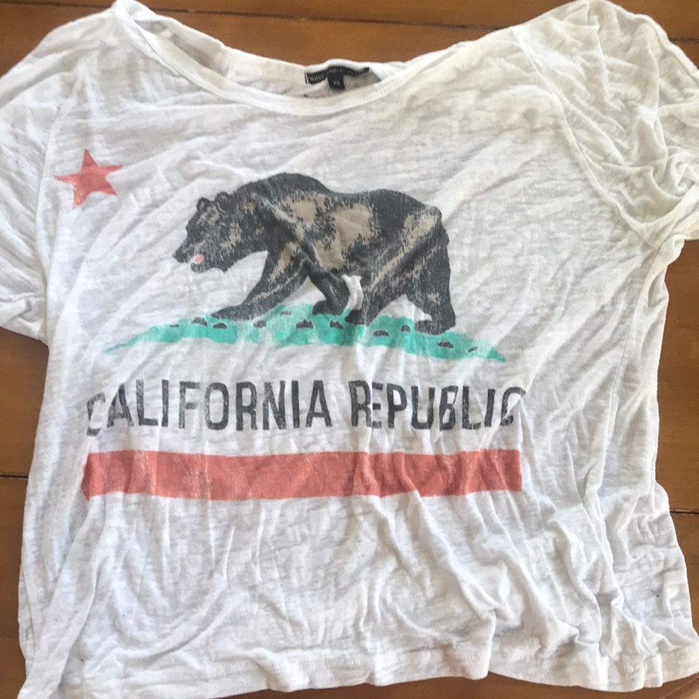 California Republic light and flowy t-shirt!